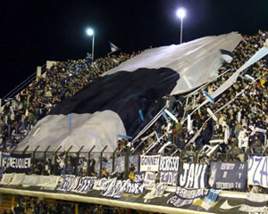 EXPLOTA LA BOMBONERA