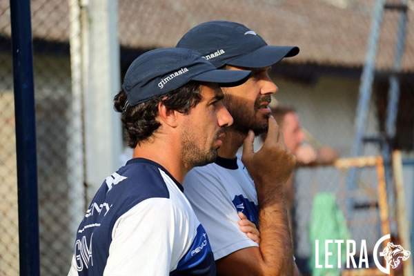 ARRANCA COMO LOCAL ANTE VÉLEZ